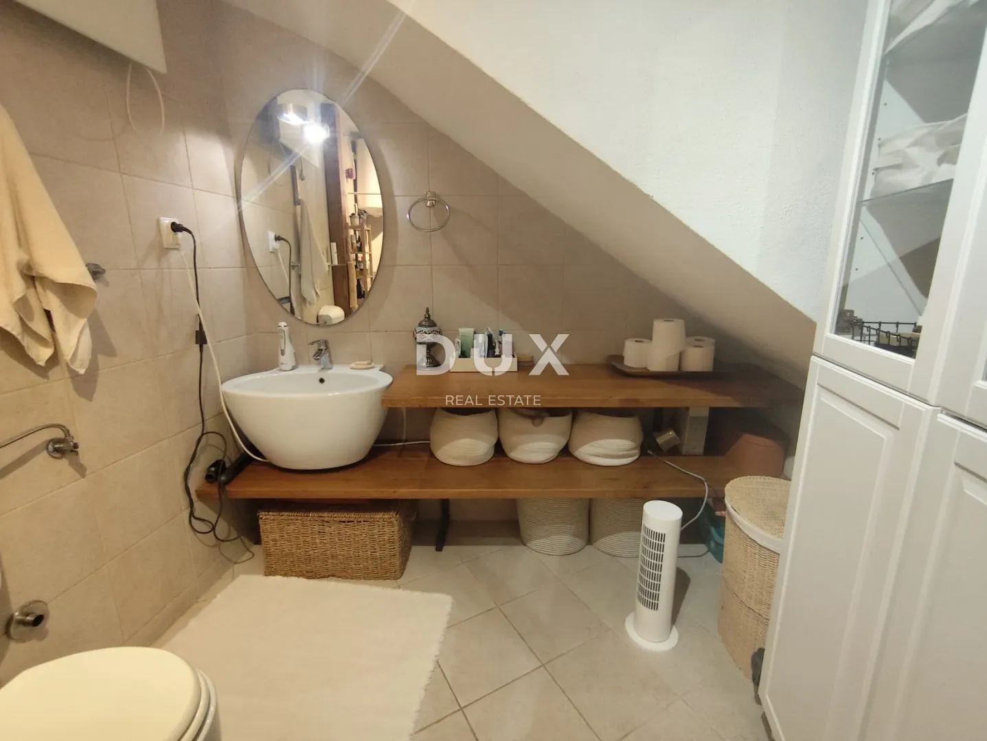 šibenik, stari grad - obnovljena kamena kuća 151 m² - slika 5