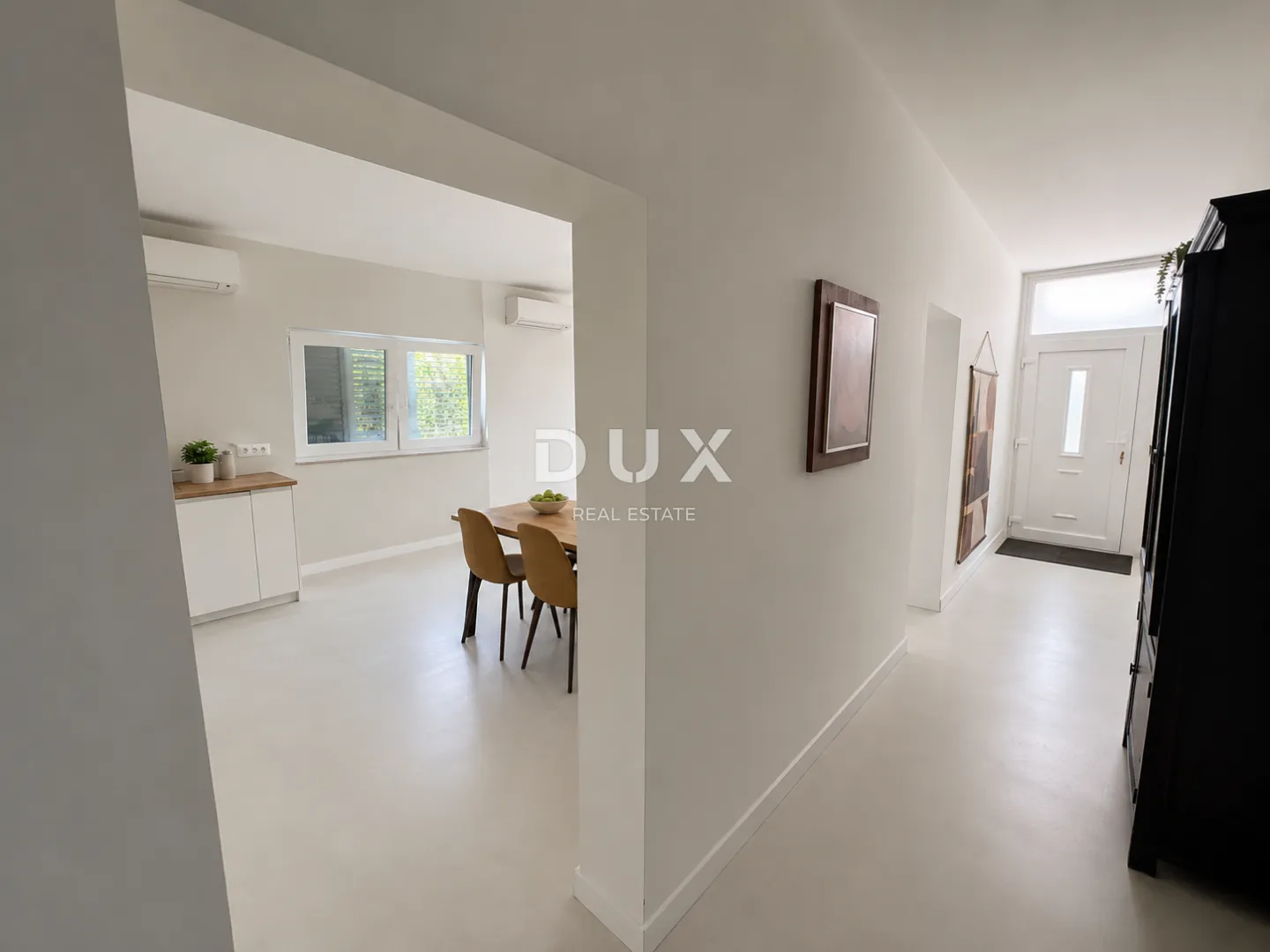 dalmacija, vodice – privatni mini resort s 4 apartmana i bazenom, 300 m od centra - slika 37