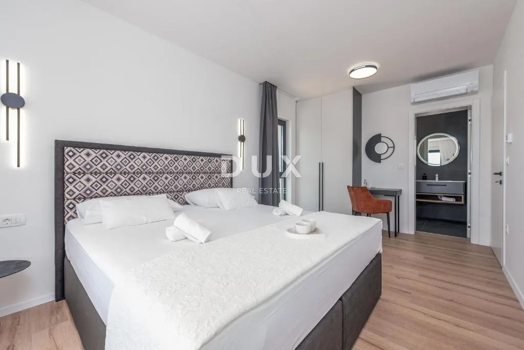 zadar, rovanjska - luksuzna vila s predivnim pogledom na more - slika 23