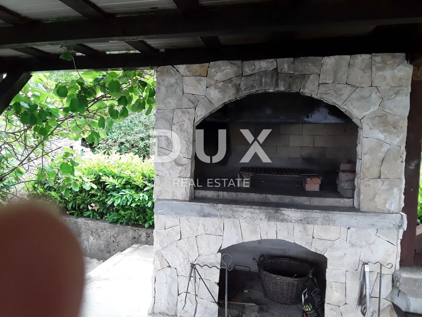 lovran - turistički objekt s 8 apartmana i 1300m2 okućnice - slika 5