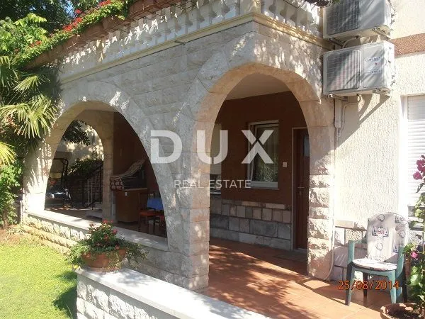 istra, pula - dva stana u centru grada 60m2 - slika 20