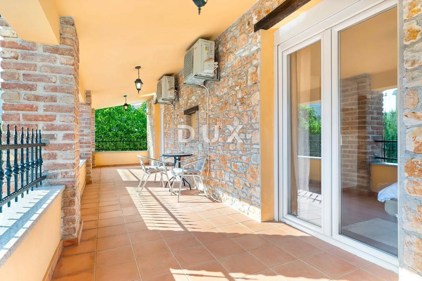 poreč, funtana - mediteranski dom s rustikalnim detaljima, 238m2 - slika 28