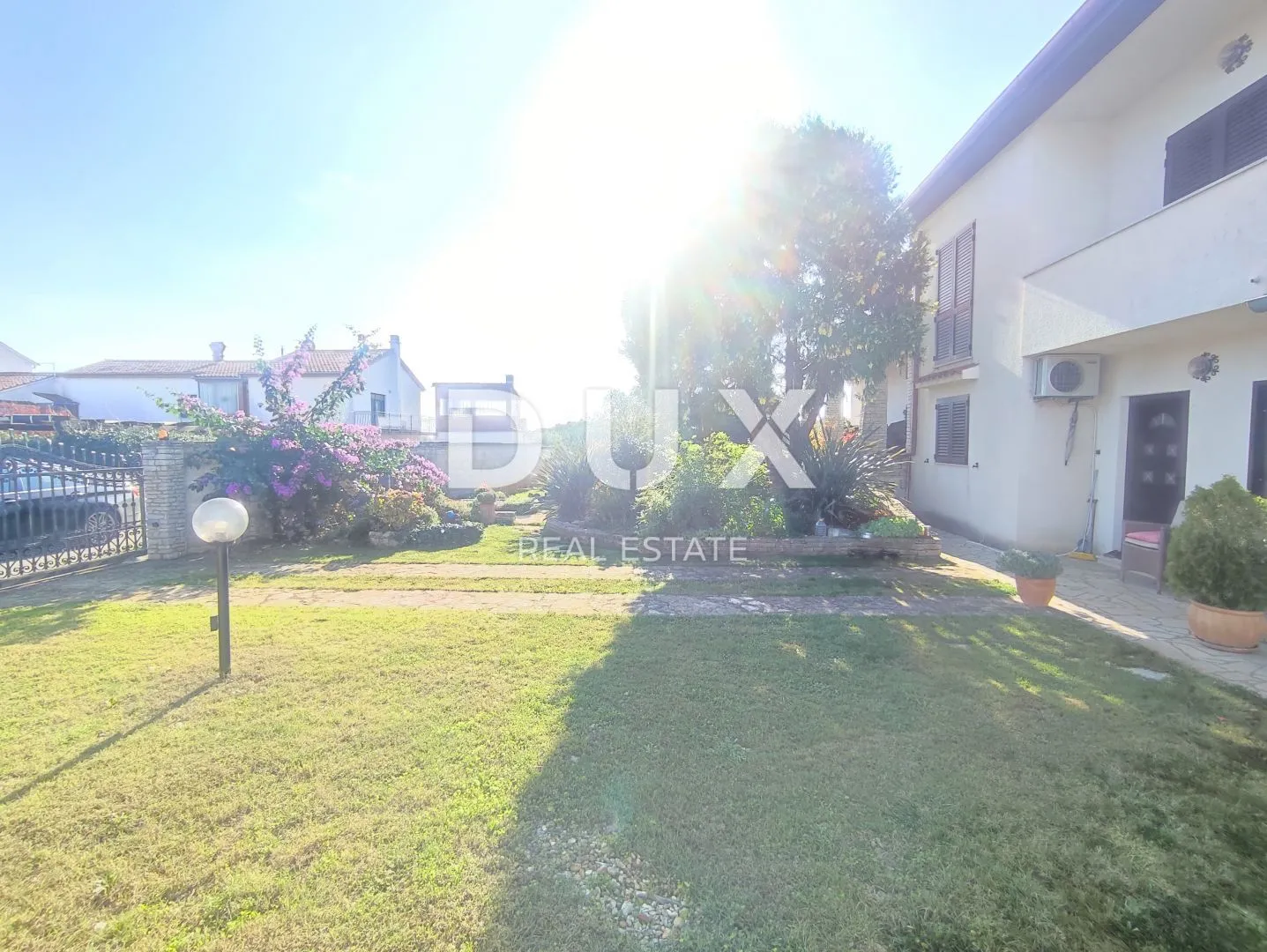istra, pula, veli vrh - impozantna obiteljska vila nadomak grada - slika 92