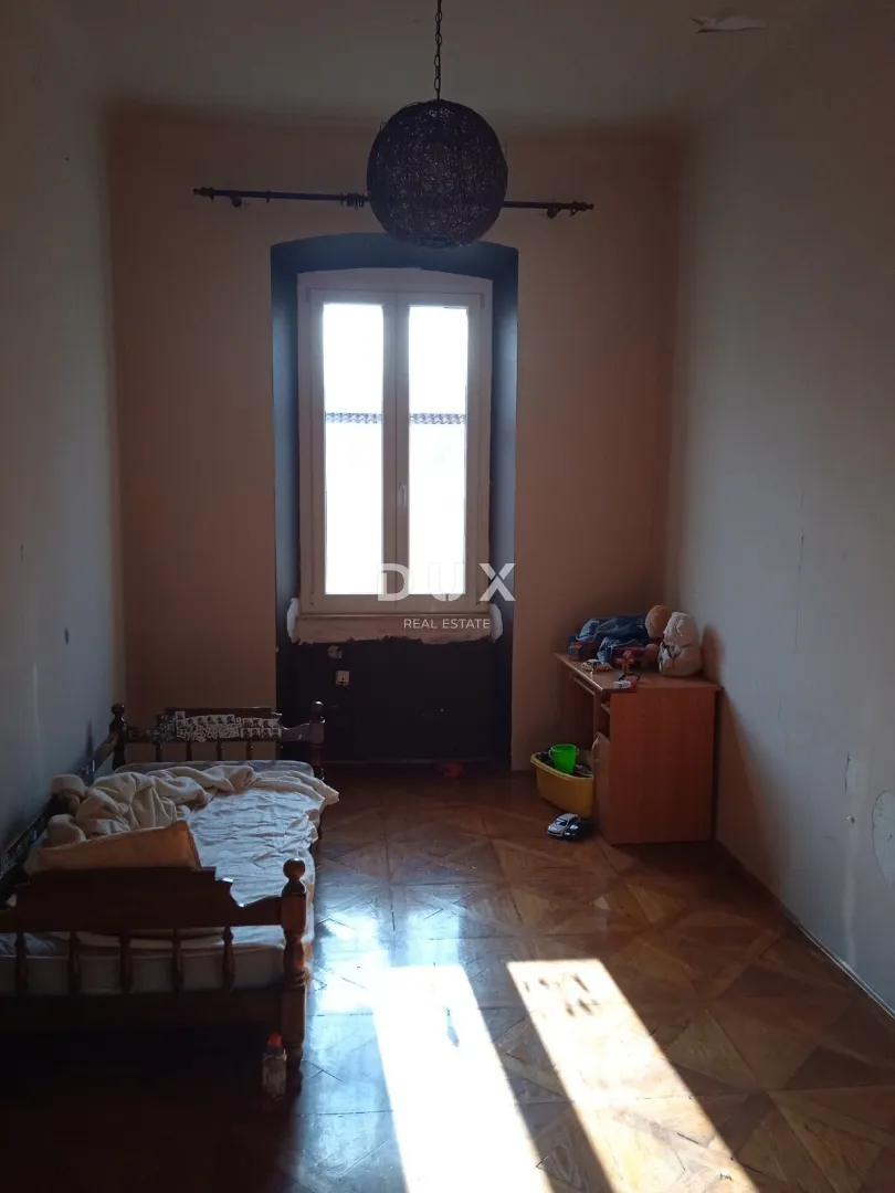istra, pula – prostrani stan s velikim potencijalom - slika 5