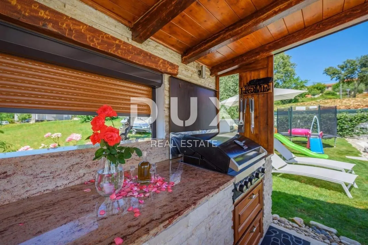 istra, novigrad - lijepa vila s bazenom! - slika 8