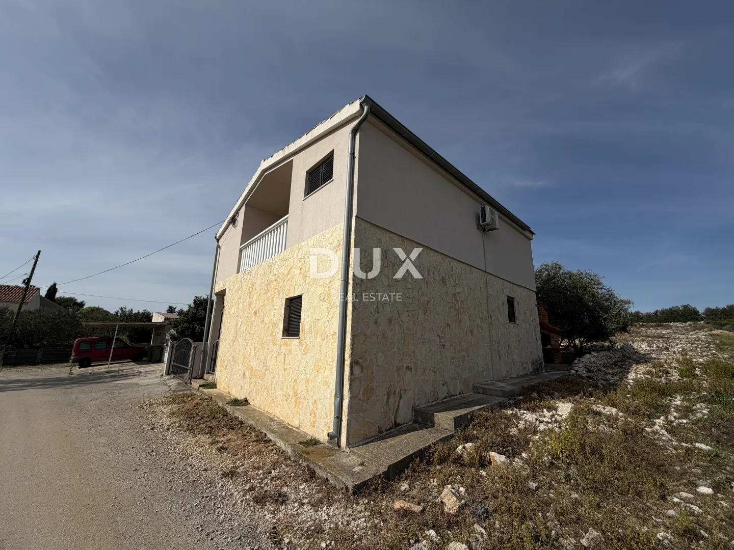 sv. filip i jakov – kuća s pogledom na more, mirna lokacija! - slika 3
