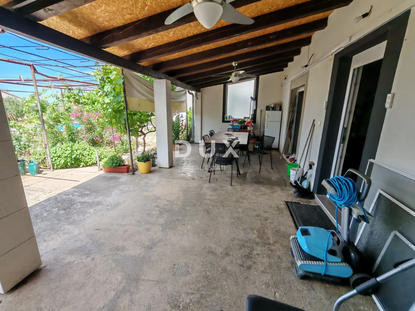zadar, debeljak - prizemnica s velikom okućnicom! - slika 12