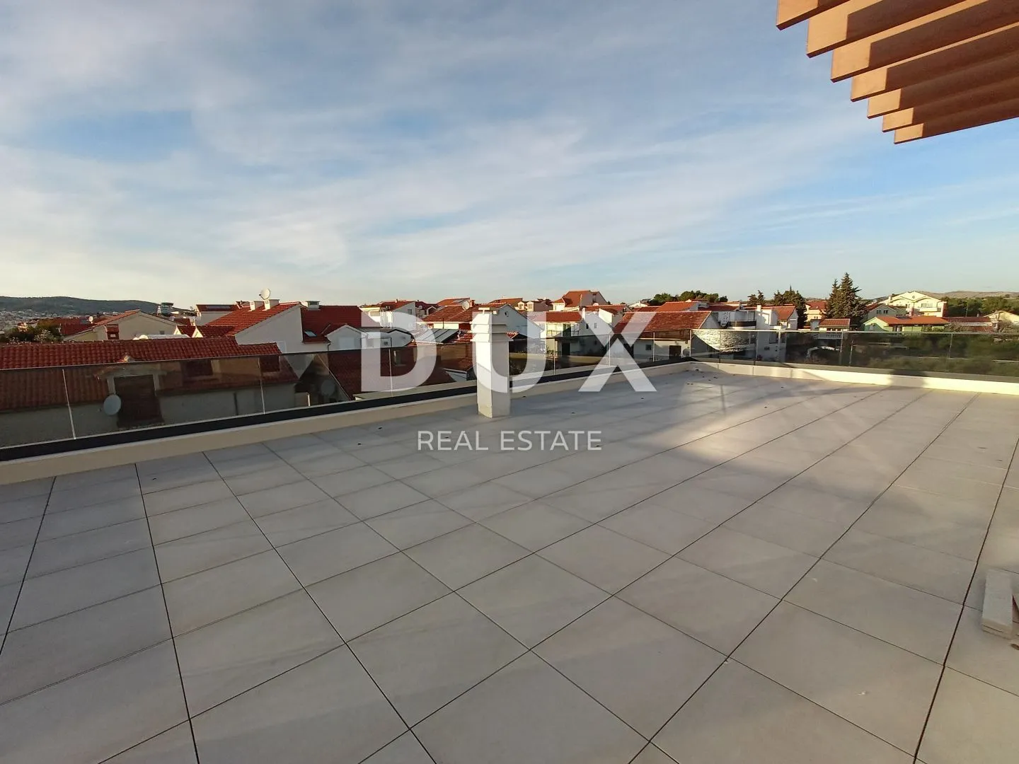 šibenik, vodice - predivan penthouse s8 pokraj mora - slika 15