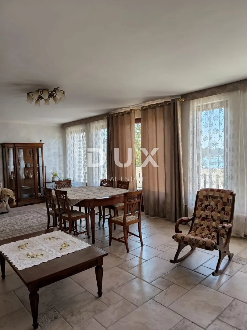 istra, umag - raskošna vila prvi red do mora! - slika 62