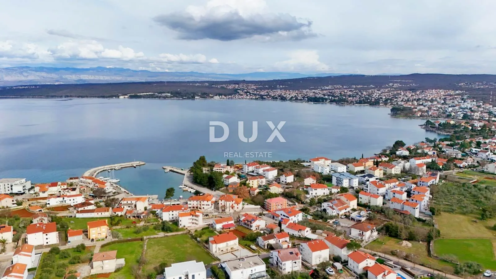otok krk, malinska - kuća prvi red do mora - slika 21