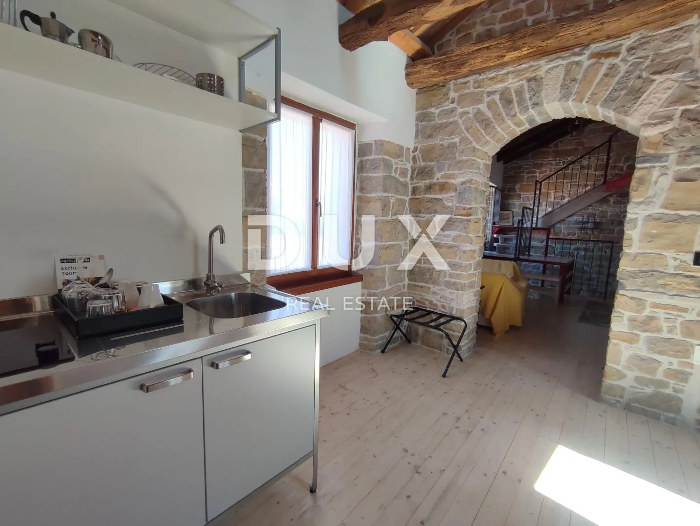 istra, oprtalj - autohtona kamena ljepotica s 3 apartmana - slika 25