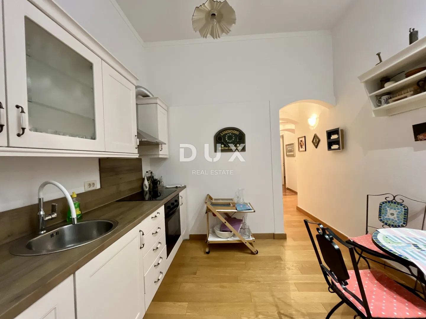 opatija, centar - gospodski stan na prestižnoj lokaciji - slika 7