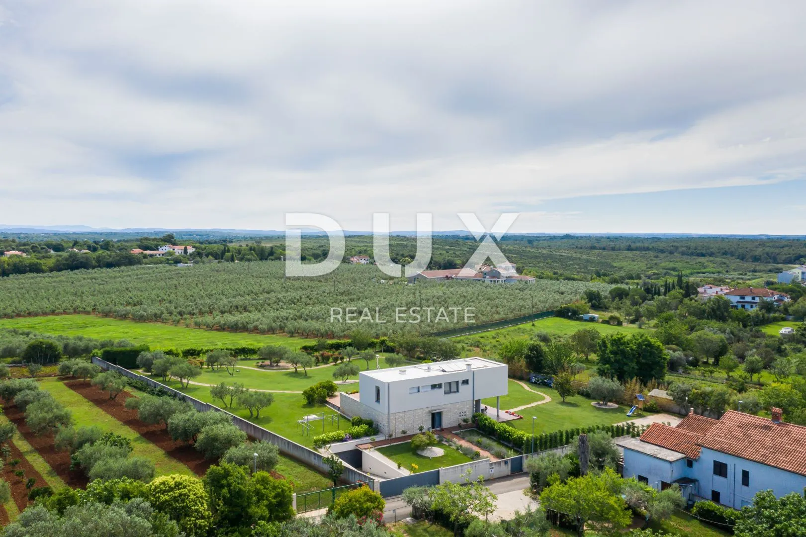 istra, umag - izvanredna luksuzna vila - slika 3