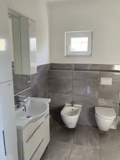 rab, lopar - uređeni apartman na odličnoj lokaciji - slika 6