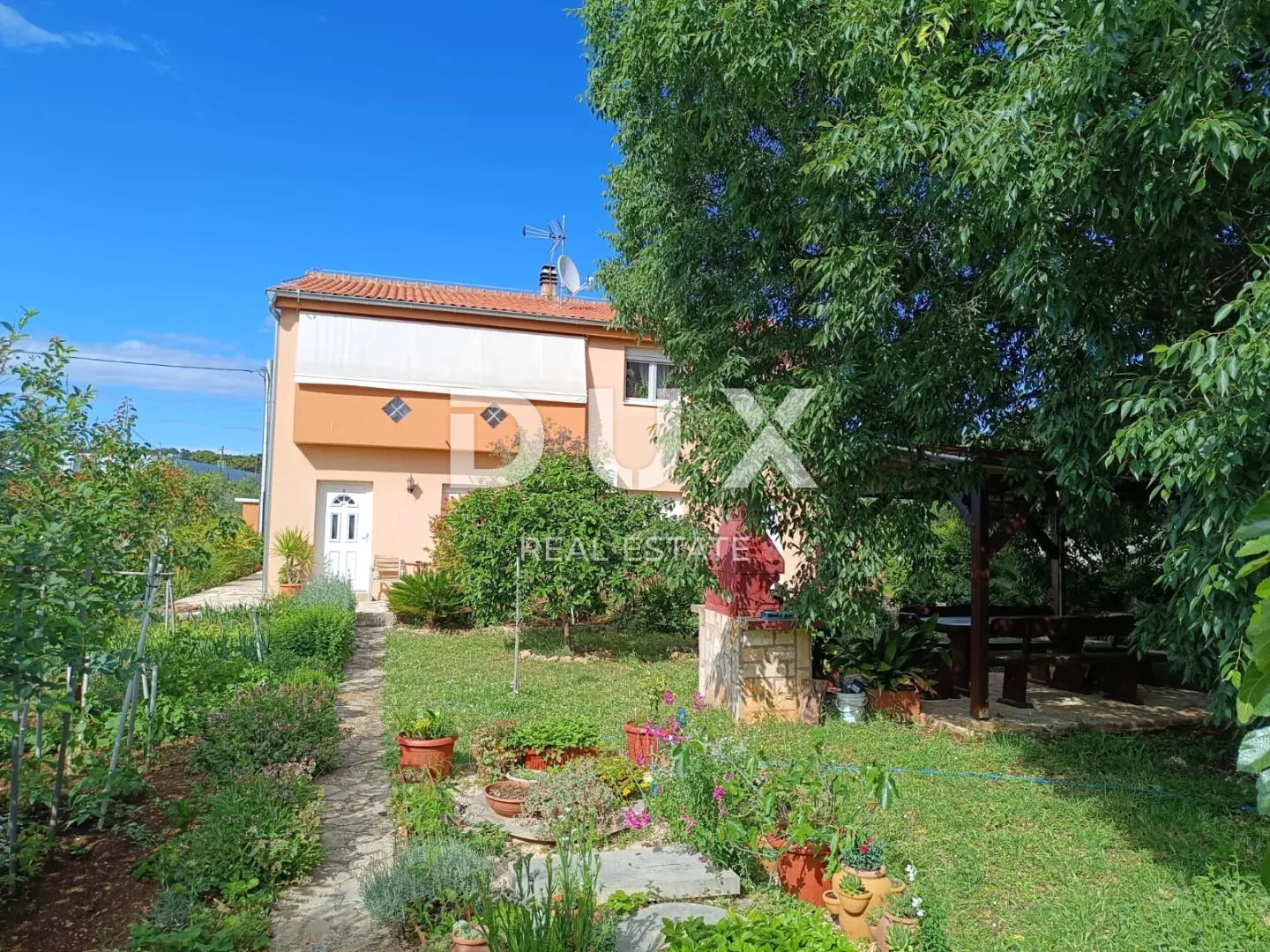 biograd na moru - ekskluzivna prilika – kuća s 4 apartmana i prostranim stanom – centar! - slika 47