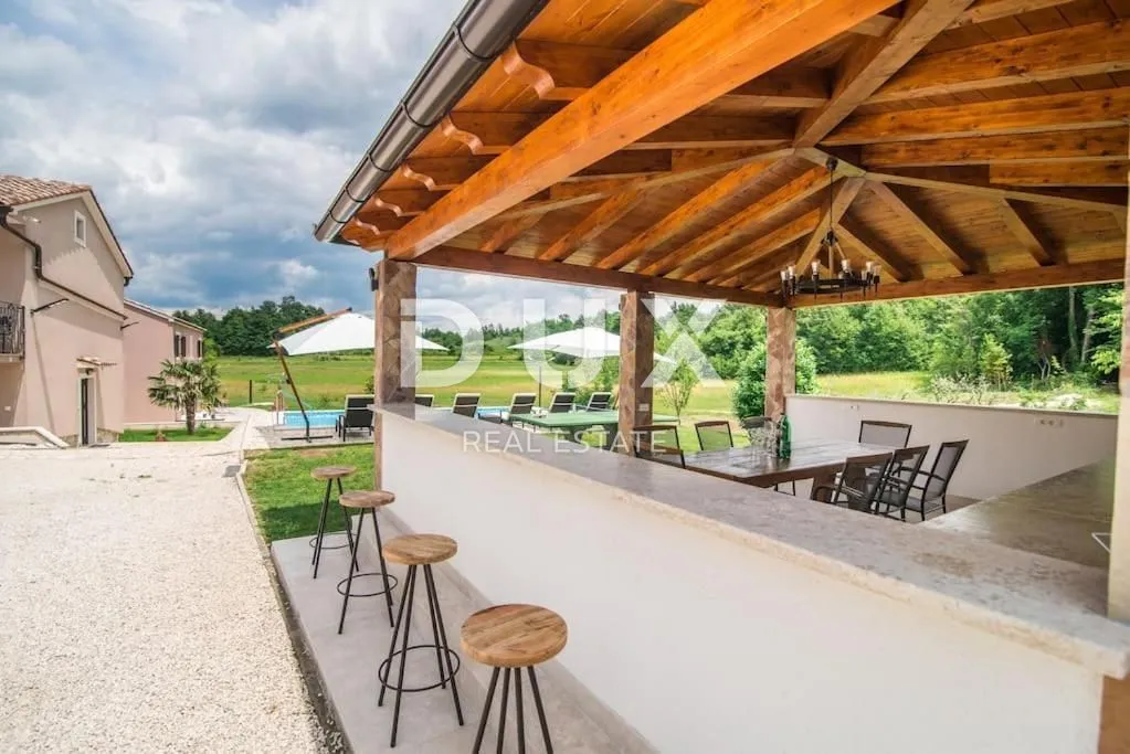 istra, pićan - romantično imanje s tri vile - slika 12