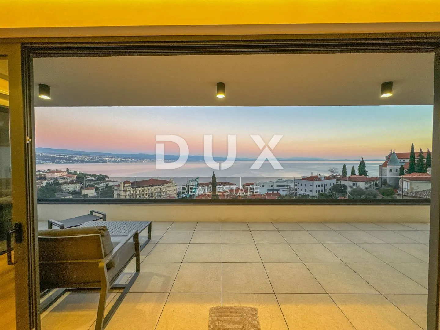 opatija, centar - ekskluzivni penthouse s pogledom, bazenom i garažom - slika 23