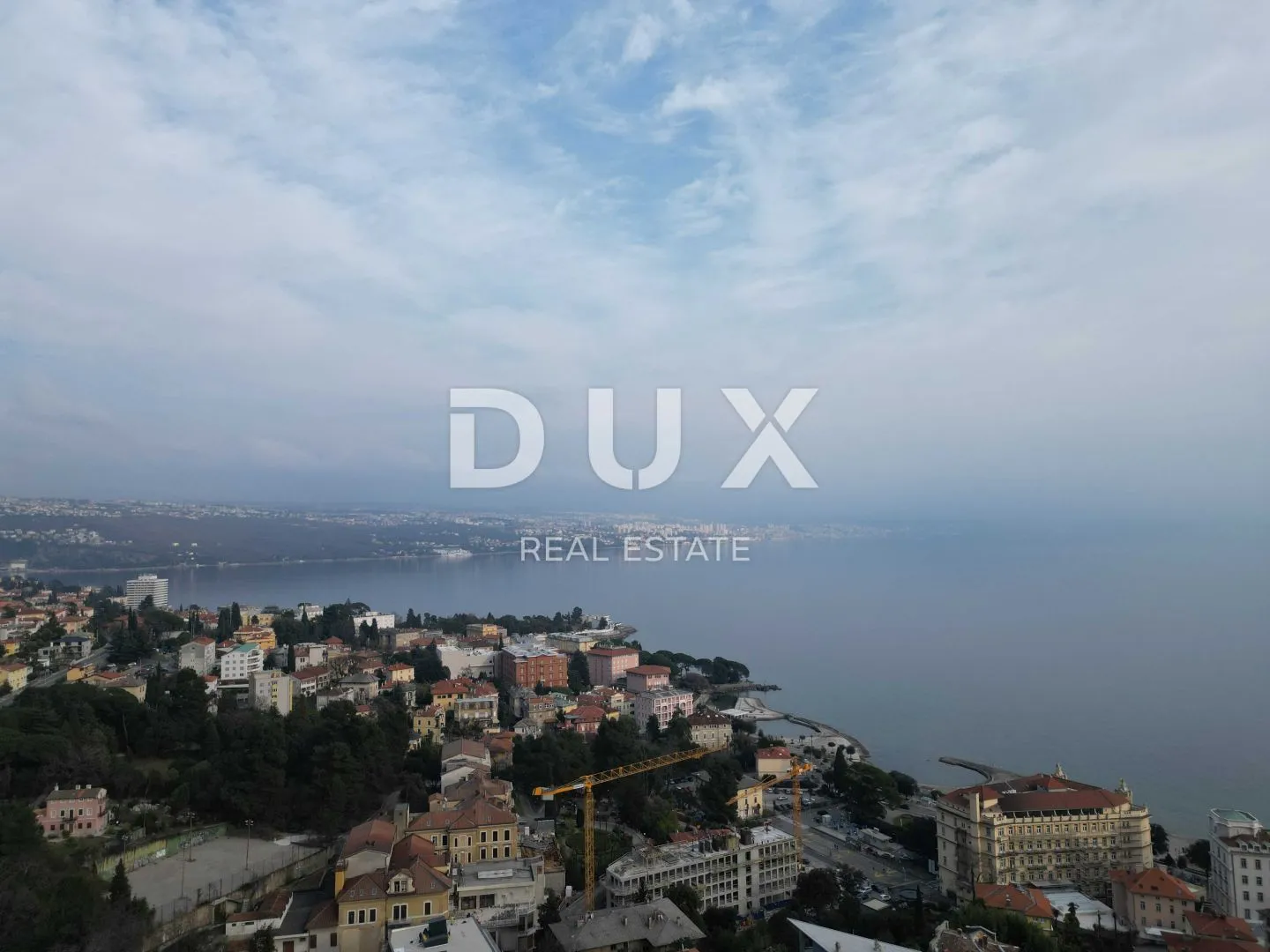 opatija- kuća 203m2 s panoramskim pogledom na more + okoliš - slika 7