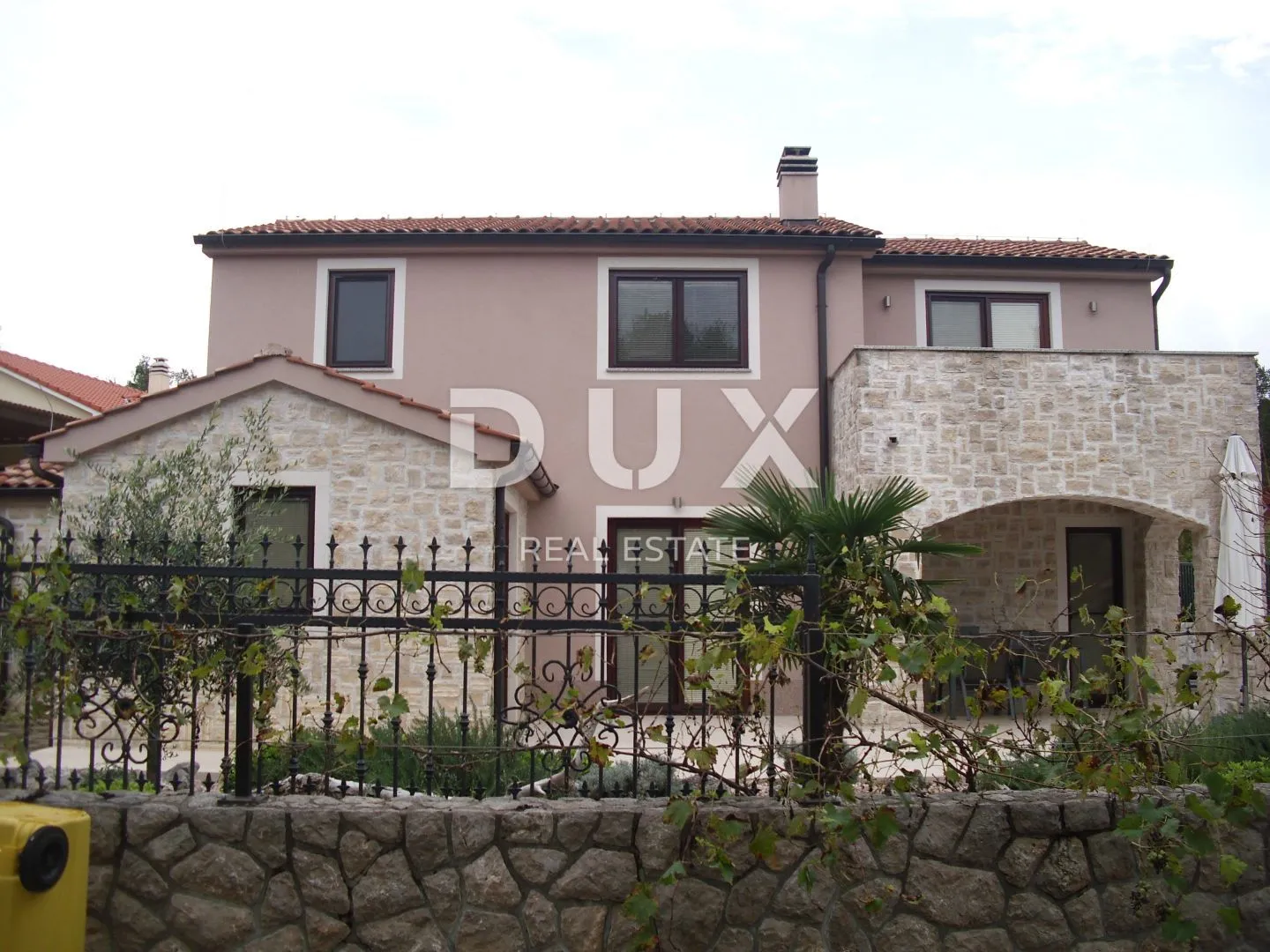 otok krk, malinska - kuća sa bazenom - slika 34