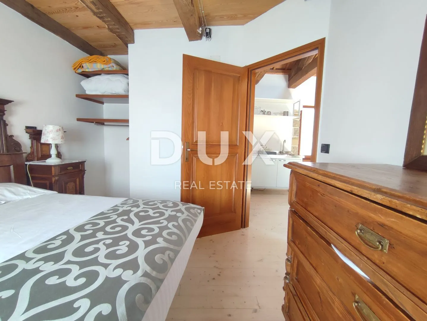 istra, oprtalj - autohtona kamena ljepotica s 3 apartmana - slika 28