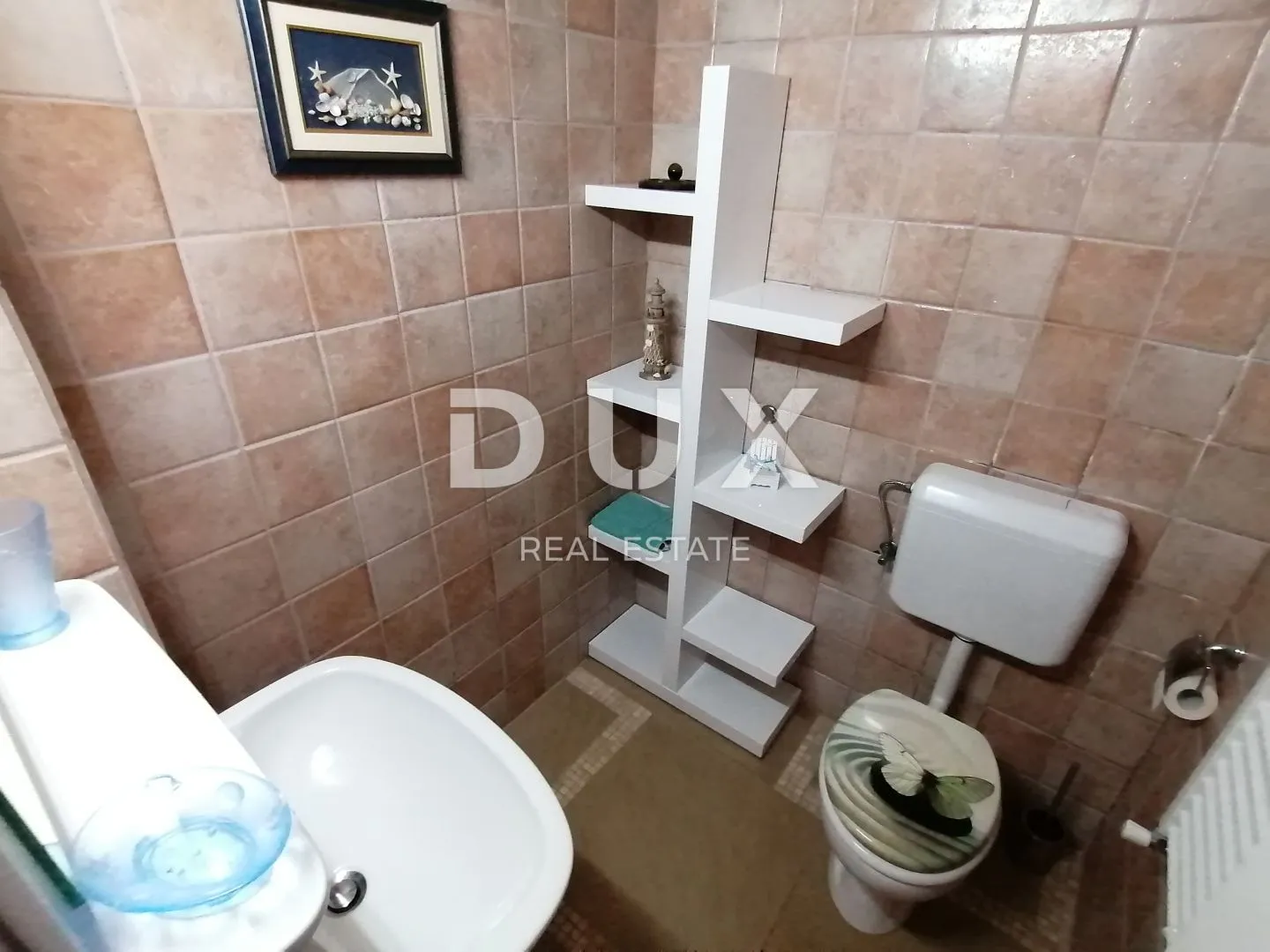 istra, rovinj apartmanska kuća na samo 40m od mora! - slika 10