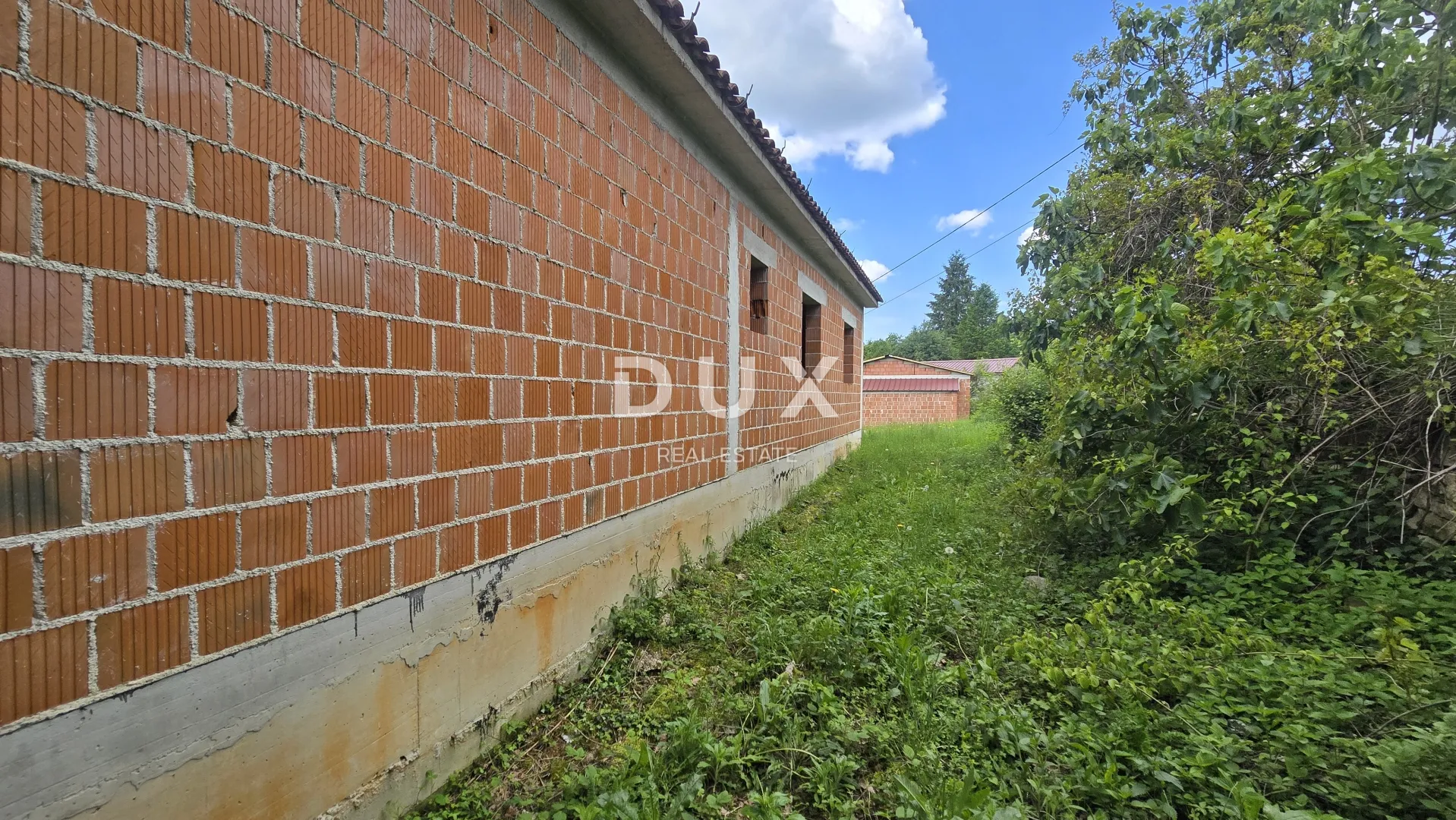 istra, gračišće - ekskluzivna privatnost, mir i otvoreni pogled – kuća s velikom okućnicom - slika 11