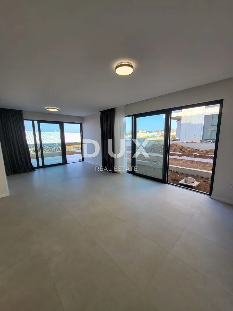 privlaka, zadar - s7 luksuzna novogradnja u 1. redu do mora - slika 4