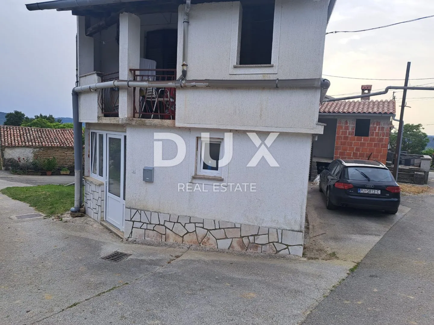 istra, grimalda - kamena kuća u mirnom naselju - slika 13