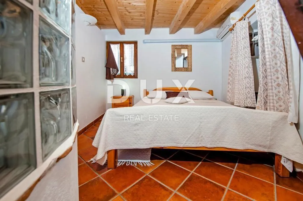 istra, rovinj - rustikalna priča u strogom centru! - slika 6
