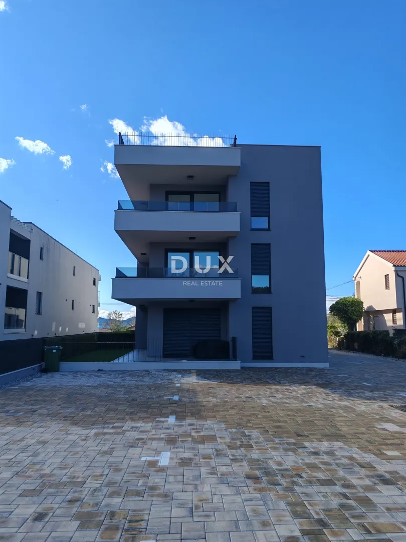 zadar, diklo - vrhunski penthouse s pogledom na more samo 50 metara od plaže! s7 - slika 10