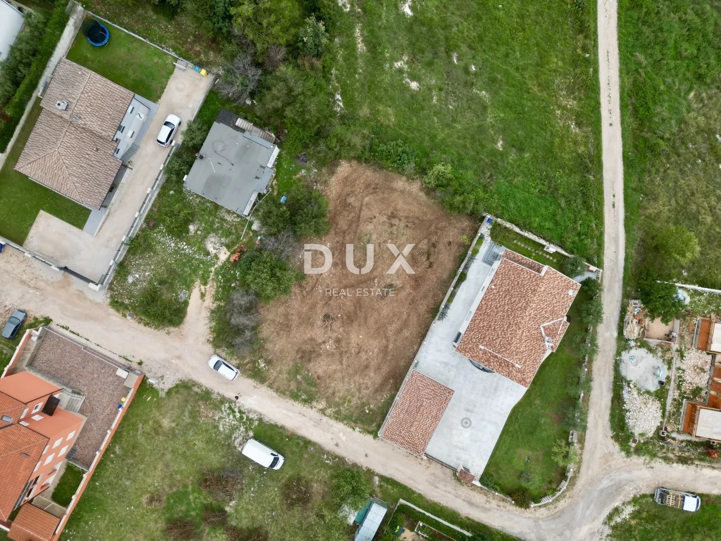 istra, buje, kaštel - zemljište s pravomoćnom građevinskom dozvolom - slika 11