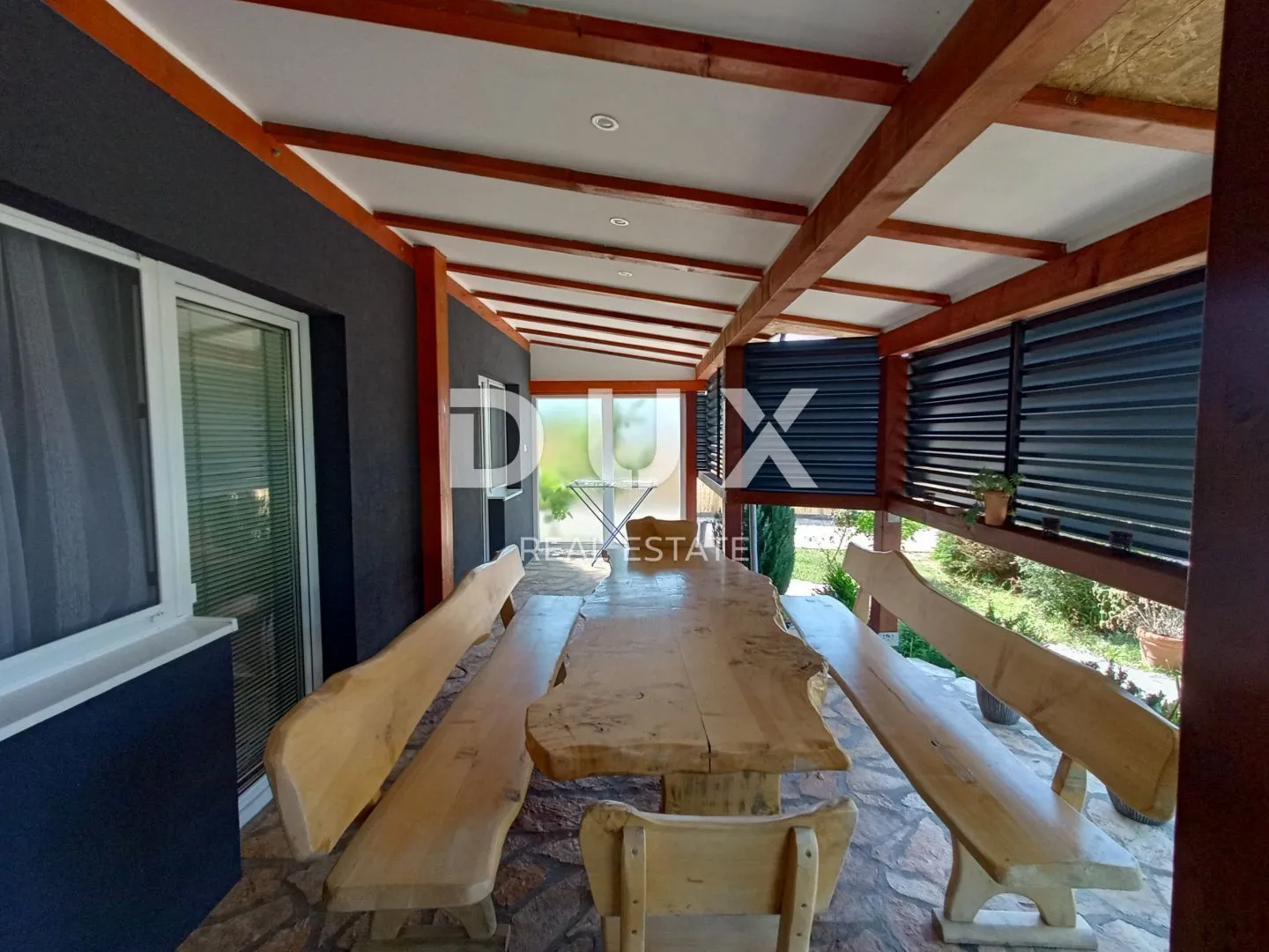 zadar, debeljak - prekrasna vila s bazenom - slika 9