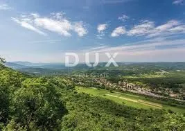 ISTRA, PULA - Građevinsko zemljište u Jadreškima 2028m2 - Jadreški, Ližnjan