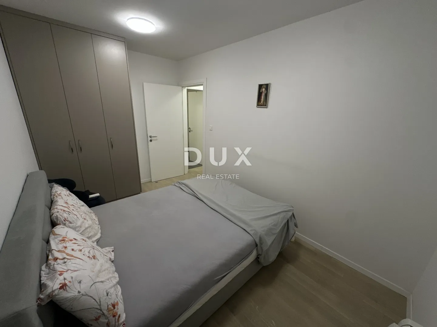 zadar, relja – ekskluzivan stan s dva garažna mjesta, top lokacija! - slika 11