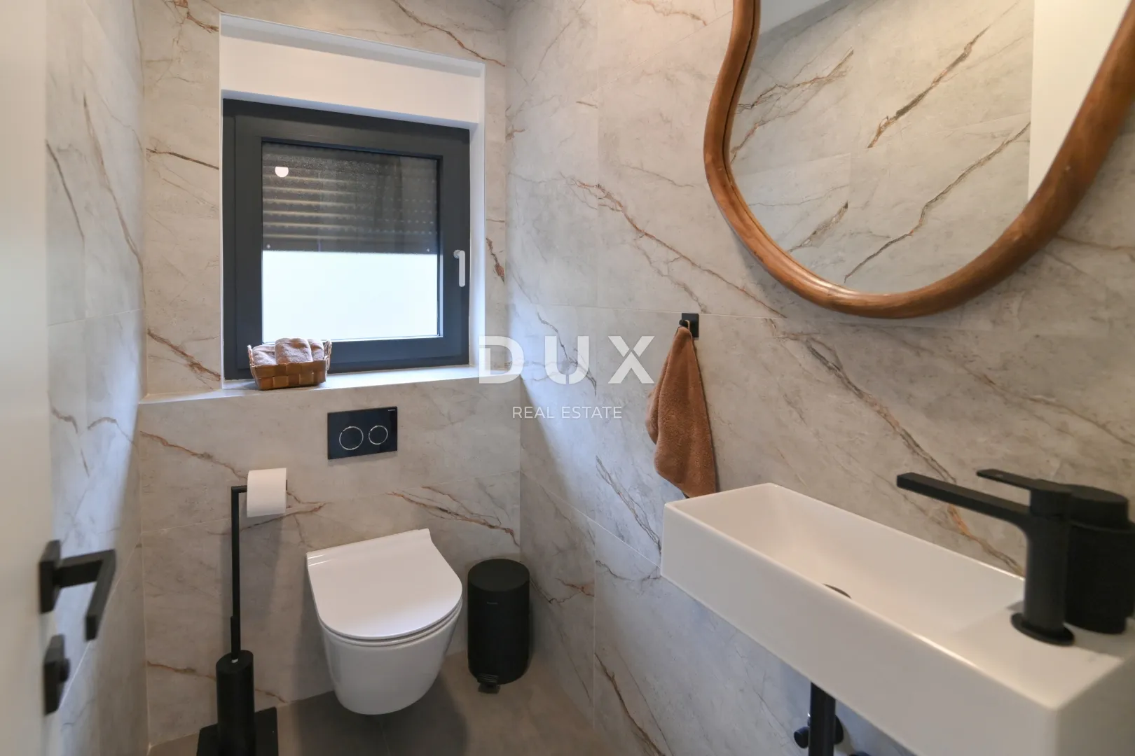 opatija, centar - dizajnerski penthouse s jacuzzijem i pogledom na more - slika 6
