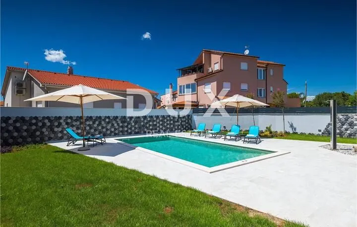 istra, pula - moderna vila na periferiji grada, u mirnome okruženju - slika 33