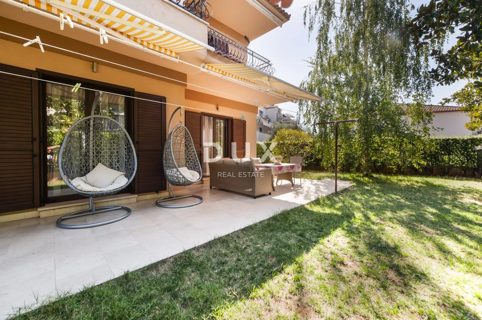 istra, rovinj, dvojna obiteljska kuća, 375 m2, s 4 stana - slika 1