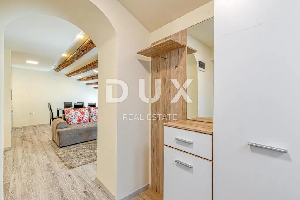 istra,poreč - ekskluzivna prilika, apartman prvi red do mora! - slika 10