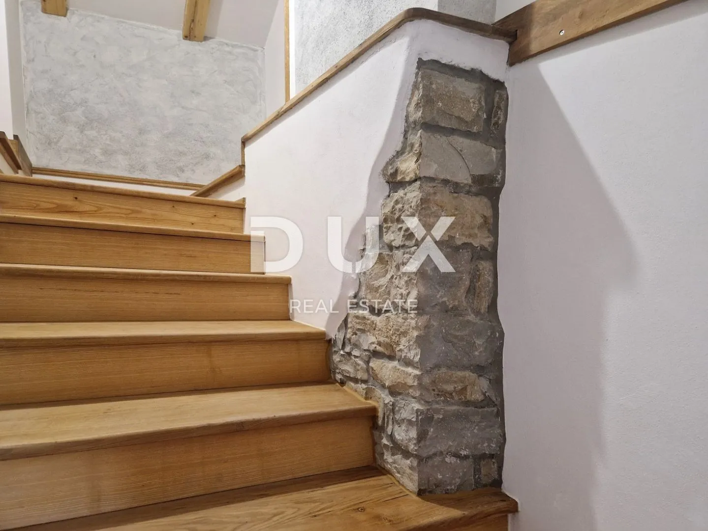 istra, oprtalj - kamena kuća s panoramskim pogledom - slika 22