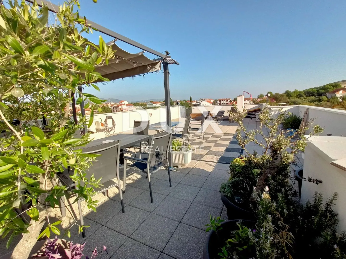 zadar, drage - prekrasna apartmanska vila s bazenom - slika 28