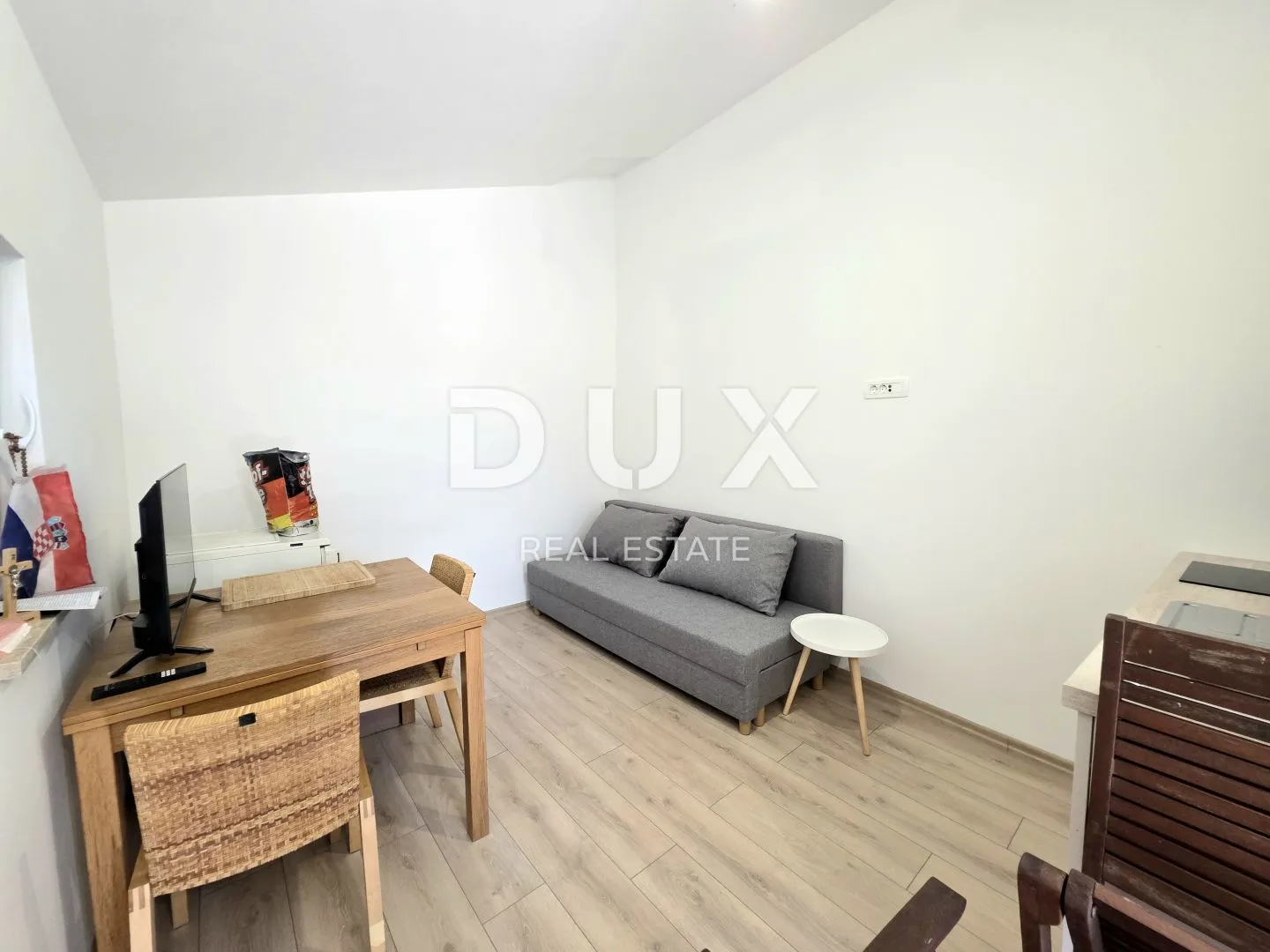 istra, šišan - apartmanska kuća s dvije stambene jedinice i pomočnim objektom - slika 72