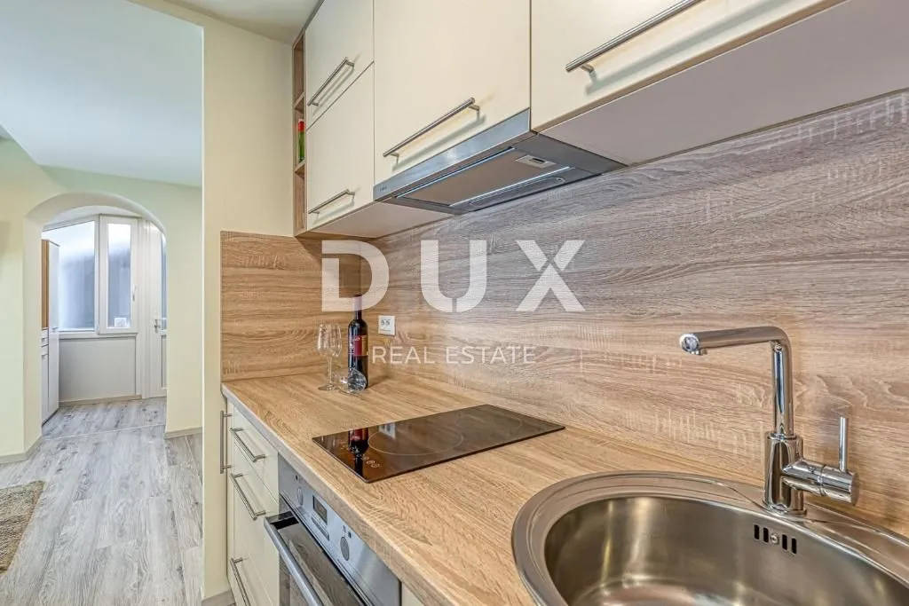 istra,poreč - ekskluzivna prilika, apartman prvi red do mora! - slika 7