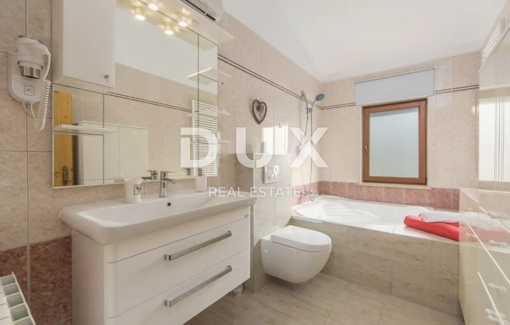 istra, kaštelir - vila s predivnim pogledom na more - slika 29