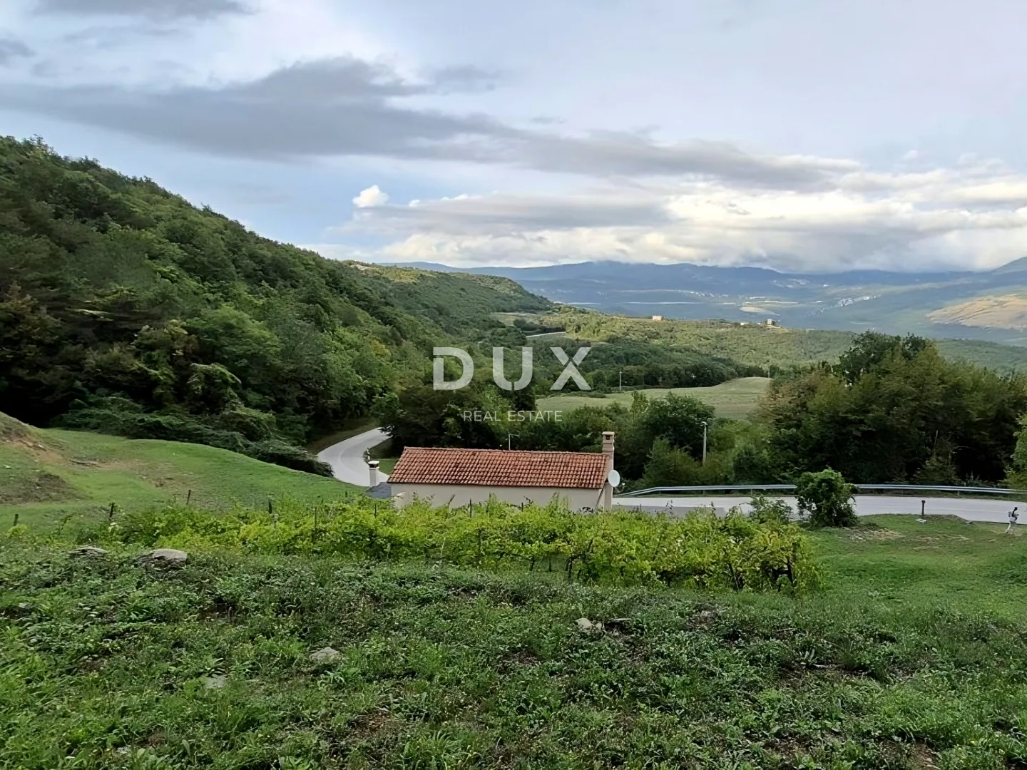 istra, cerovlje - samostojeća kuća s panoramskim pogledom - slika 1