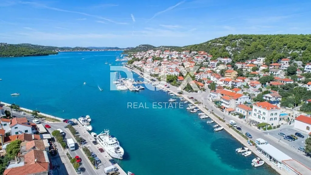 dalmacija, tisno - boutique hotel prvi red do mora - slika 4