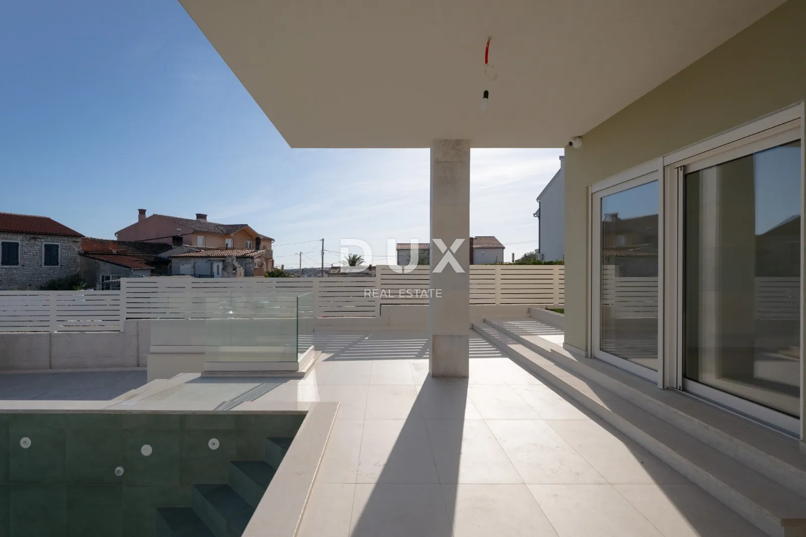 istra, ližnjan - nova vila s prekrasnim pogledom na more! - slika 8