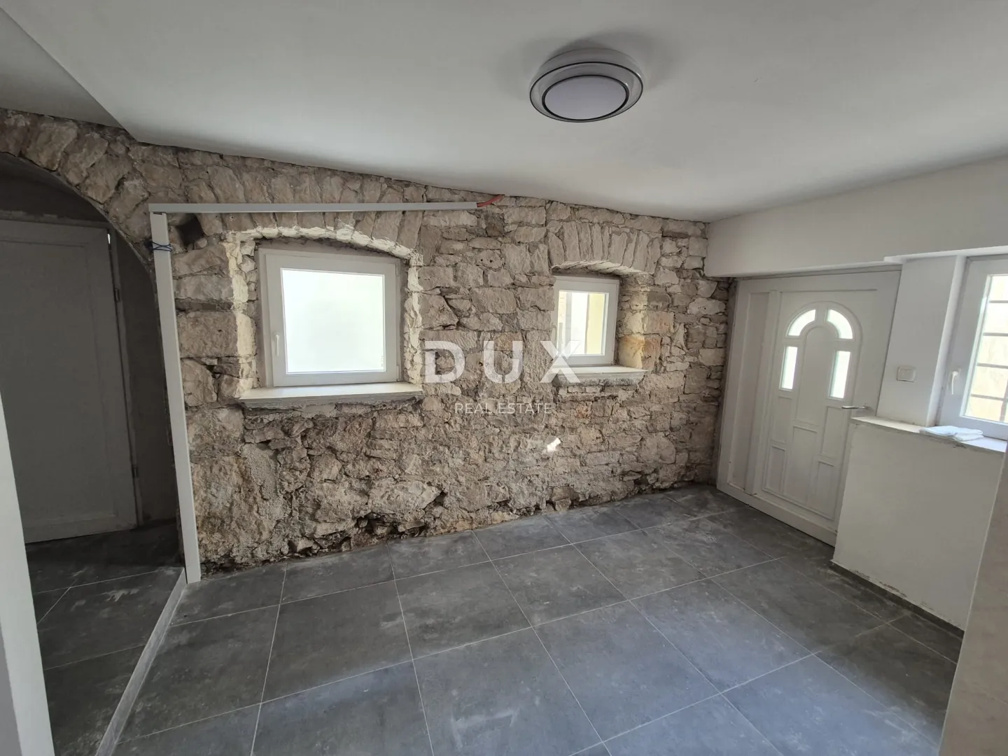 istra, medulin - prodaja kamene kuće s apartmanom u prizemlju - slika 8