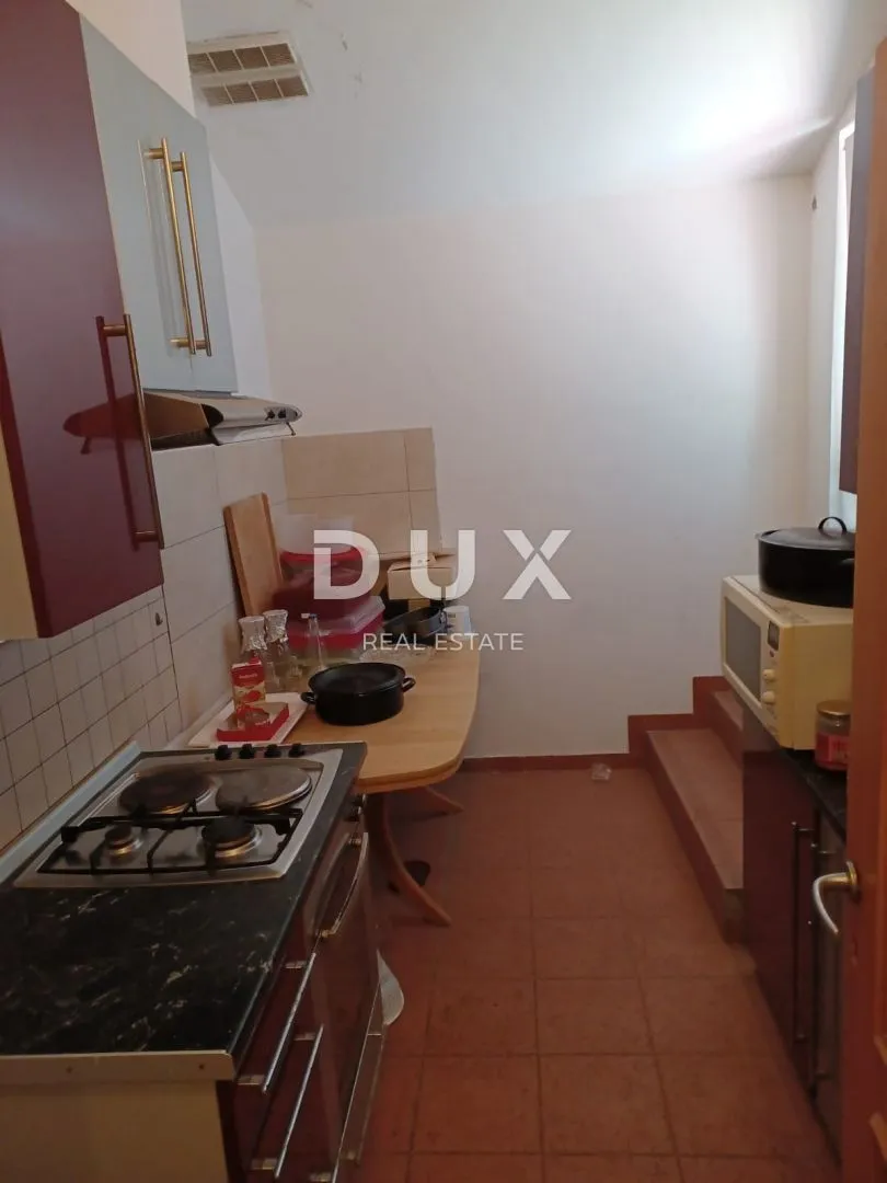 istra, pula - kuća s velikom okućnicom - slika 23