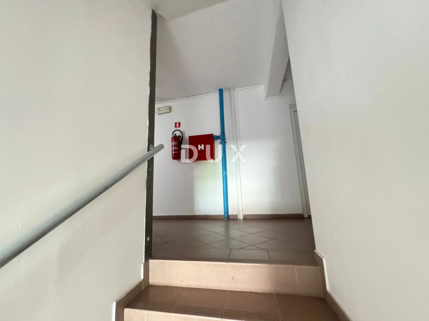 istra, pula - stan na traženoj lokaciji - slika 13