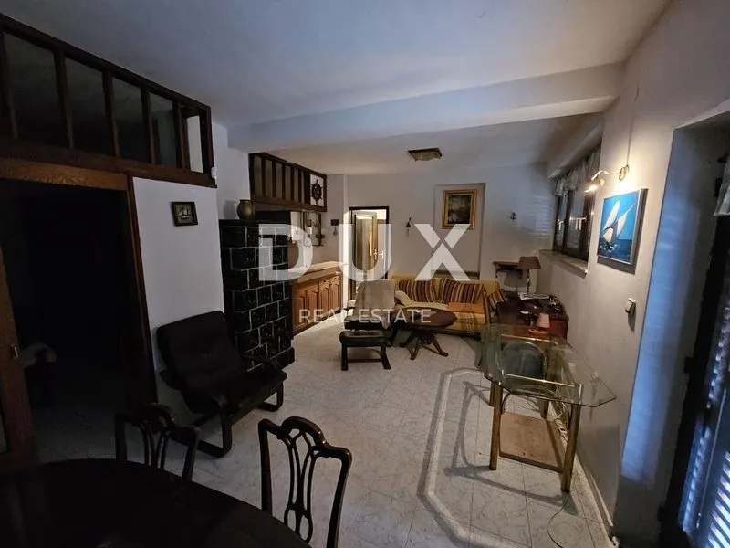 klenovica- dvojna kuća/villa 320m2 s pogledom na more + okoliš 400m2 - slika 13